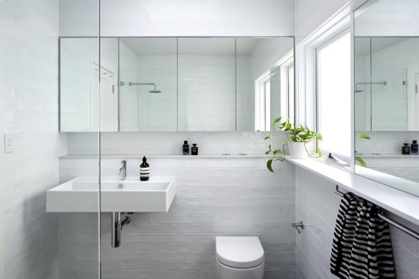 The purchase price of 4 x 6 bathroom tiles + advantages and disadvantages